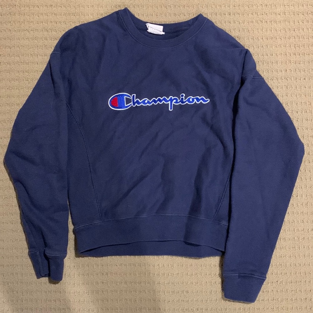 Champion blue pull over sweatshirt, size s